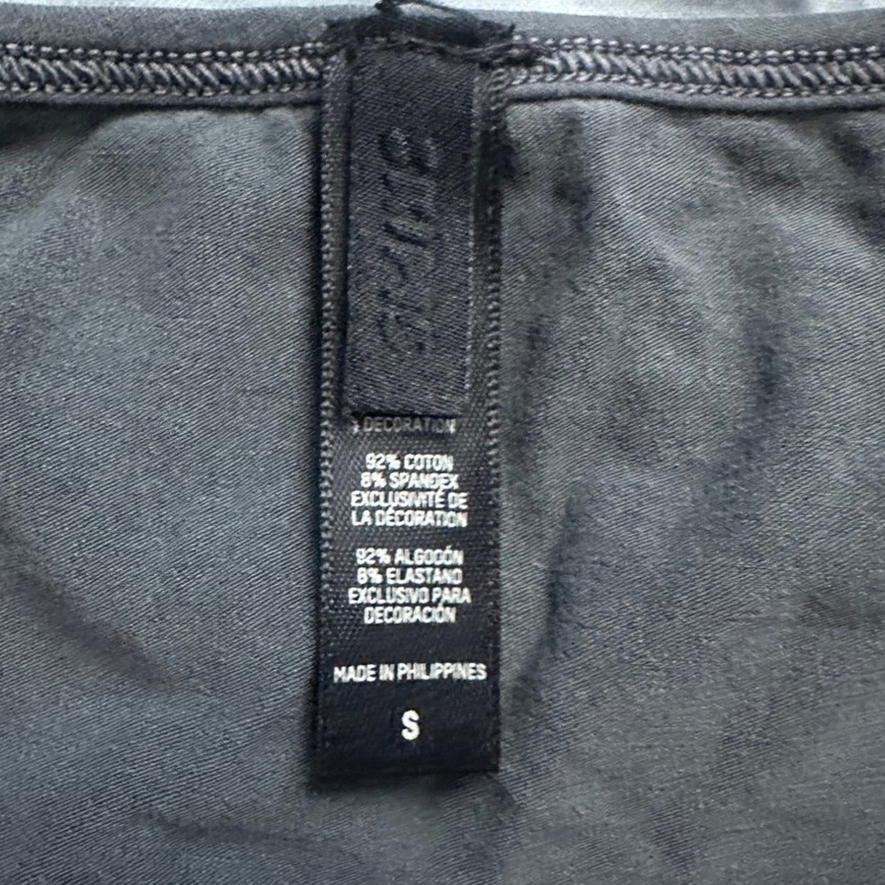 Skims long sleeve top - Picture 4 of 5